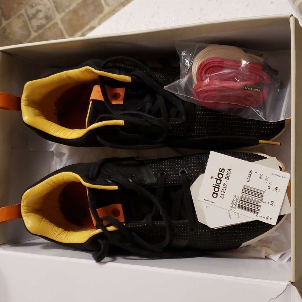 Adidas ZX Flux BDGA 9.5 Bodega Consortium Space Odyssey B25325